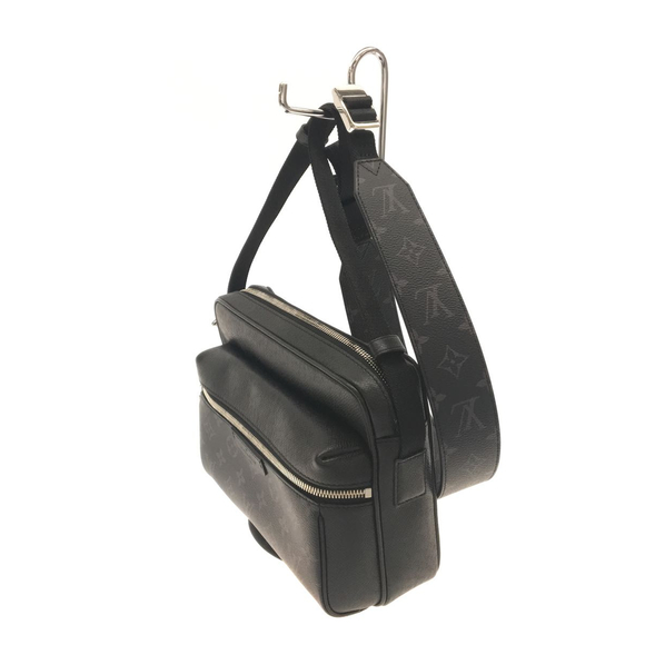 Louis Vuitton Outdoor Leather Monogram Messenger Bag - Picture 2 of 6